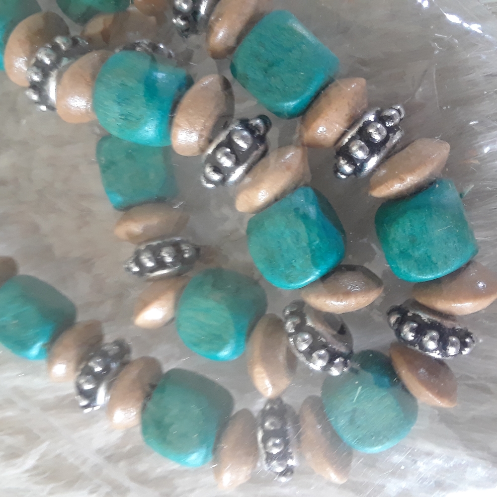 Turquoise and Silver Beaded Bracelet